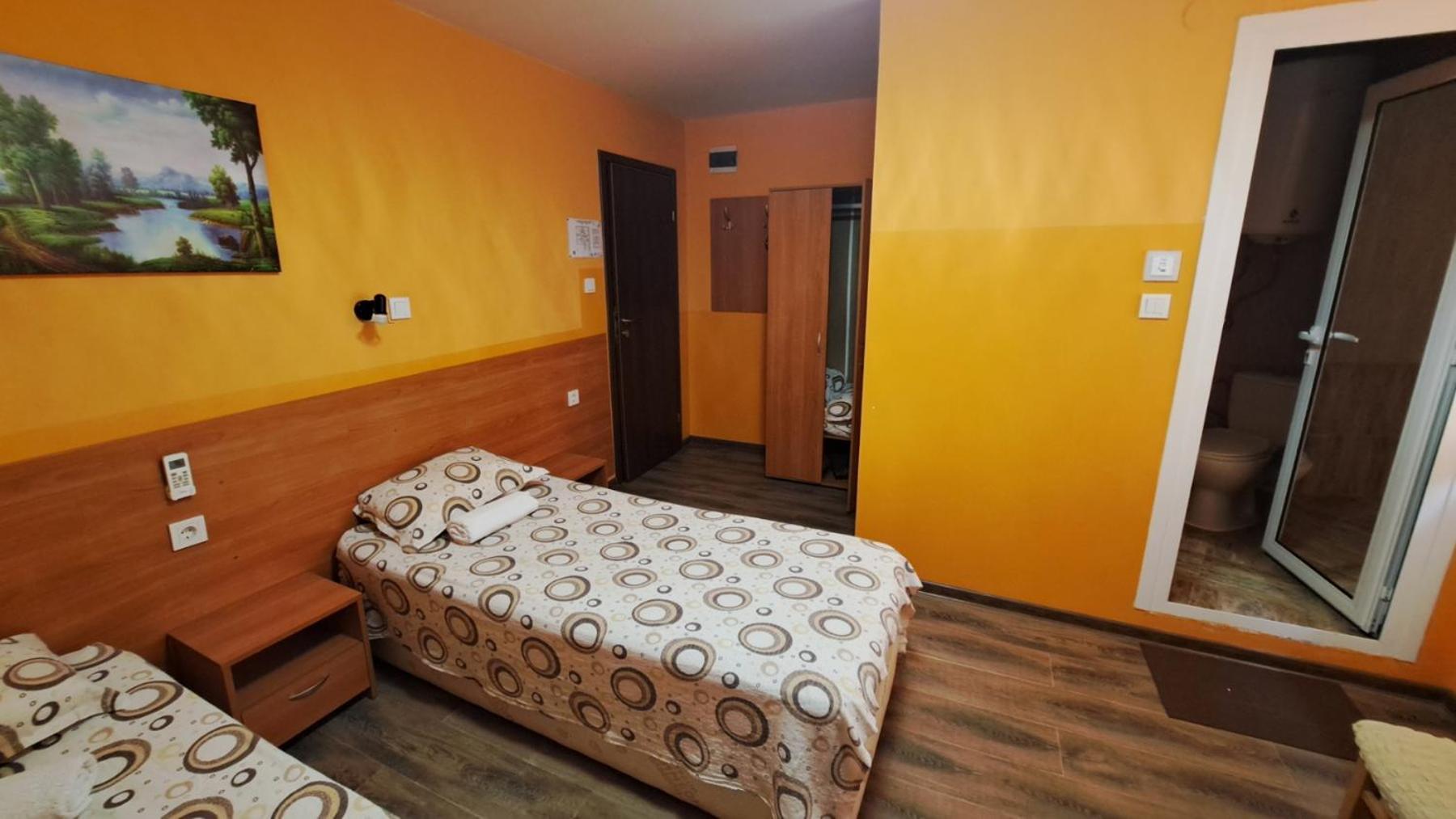 Hotel Toni Bukovlŭk Buitenkant foto