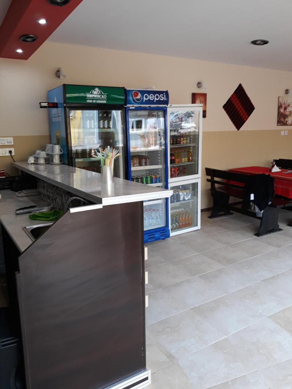 Hotel Toni Bukovlŭk Buitenkant foto
